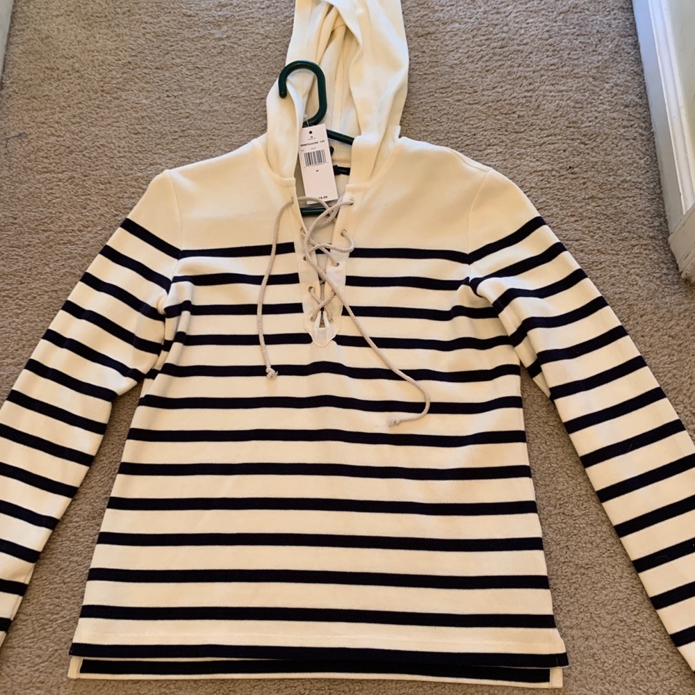 BRAND NEW Tommy Hilfiger boating sweatshirt